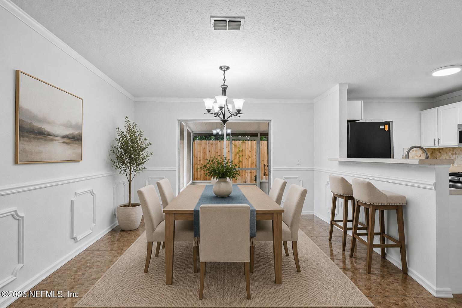 10543 Autumn Trace Road Jacksonville, FL 32257 - Photo 10 of 45 Virtually Staged Diniing Room