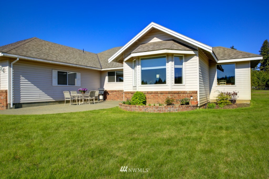 4587 Airport Road Cle Elum, WA 98922 - Photo 3 of 25 Gallery Image 3