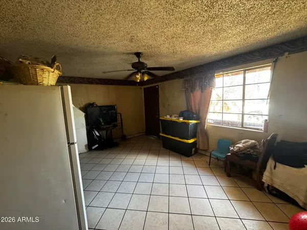 a view of a livingroom with furniture