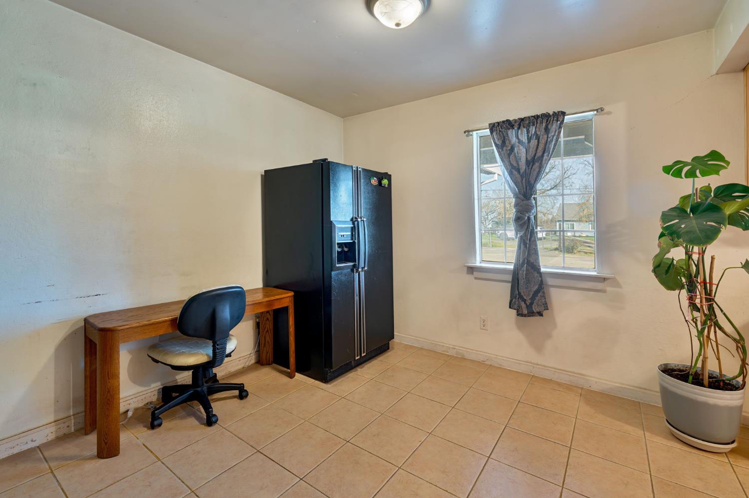 8208 Dierks Road Sacramento, CA 95830 - Photo 17 of 60