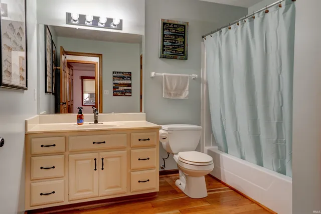 $499,900 | 190 East Candy Cane Lane, Santa Claus, IN 47579