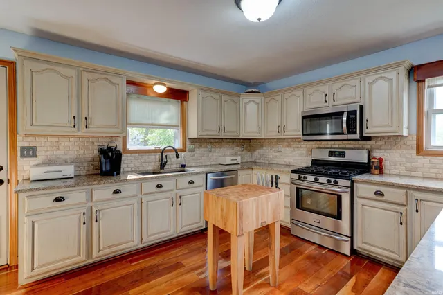 $499,900 | 190 East Candy Cane Lane, Santa Claus, IN 47579