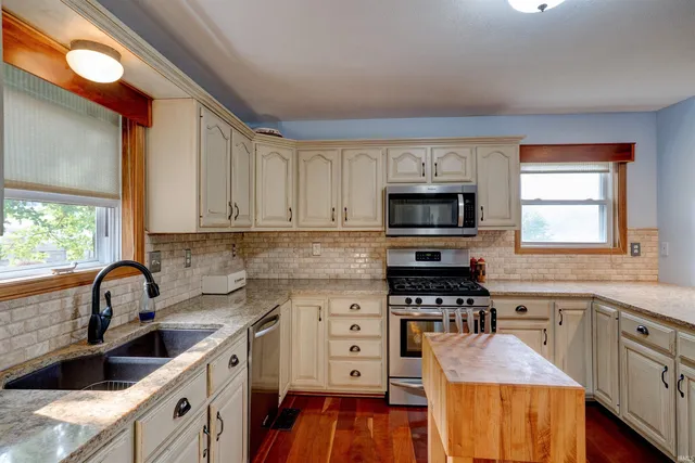 $499,900 | 190 East Candy Cane Lane, Santa Claus, IN 47579