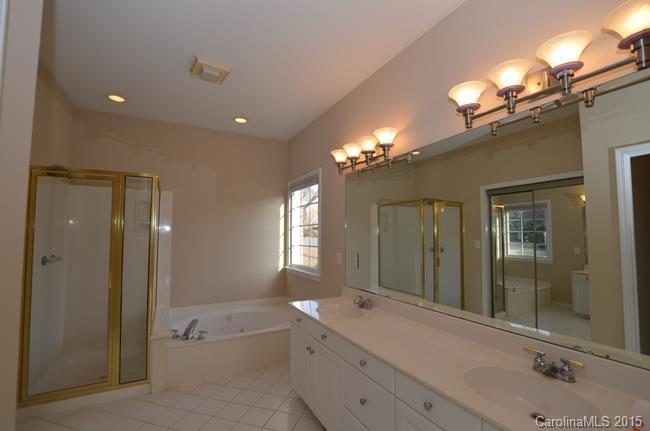 16300 Woolwine Road Charlotte, NC 28278 - Photo 15 of 17 Gallery Image 15