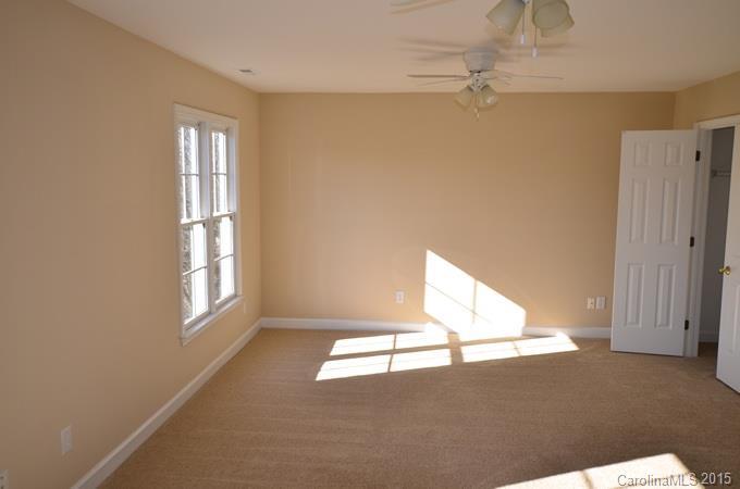 16300 Woolwine Road Charlotte, NC 28278 - Photo 17 of 17 Gallery Image 17