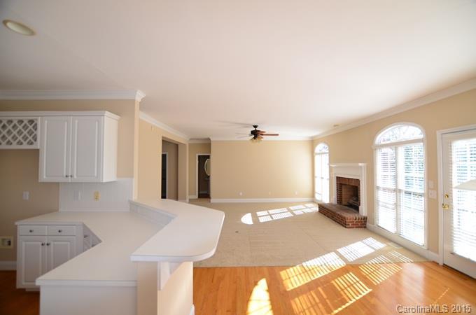 16300 Woolwine Road Charlotte, NC 28278 - Photo 8 of 17 Gallery Image 8