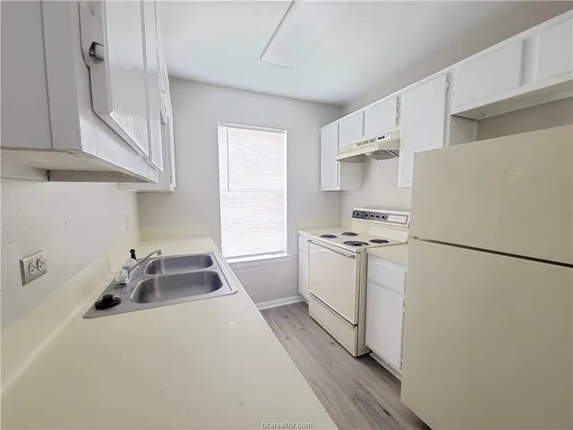 $925 | 2907 Prairie Flower Circle, Unit A, Bryan, TX 77802