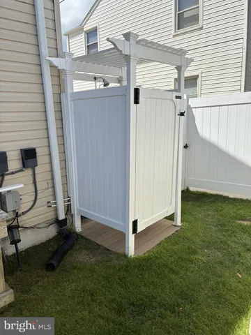 a view of a backyard with garden