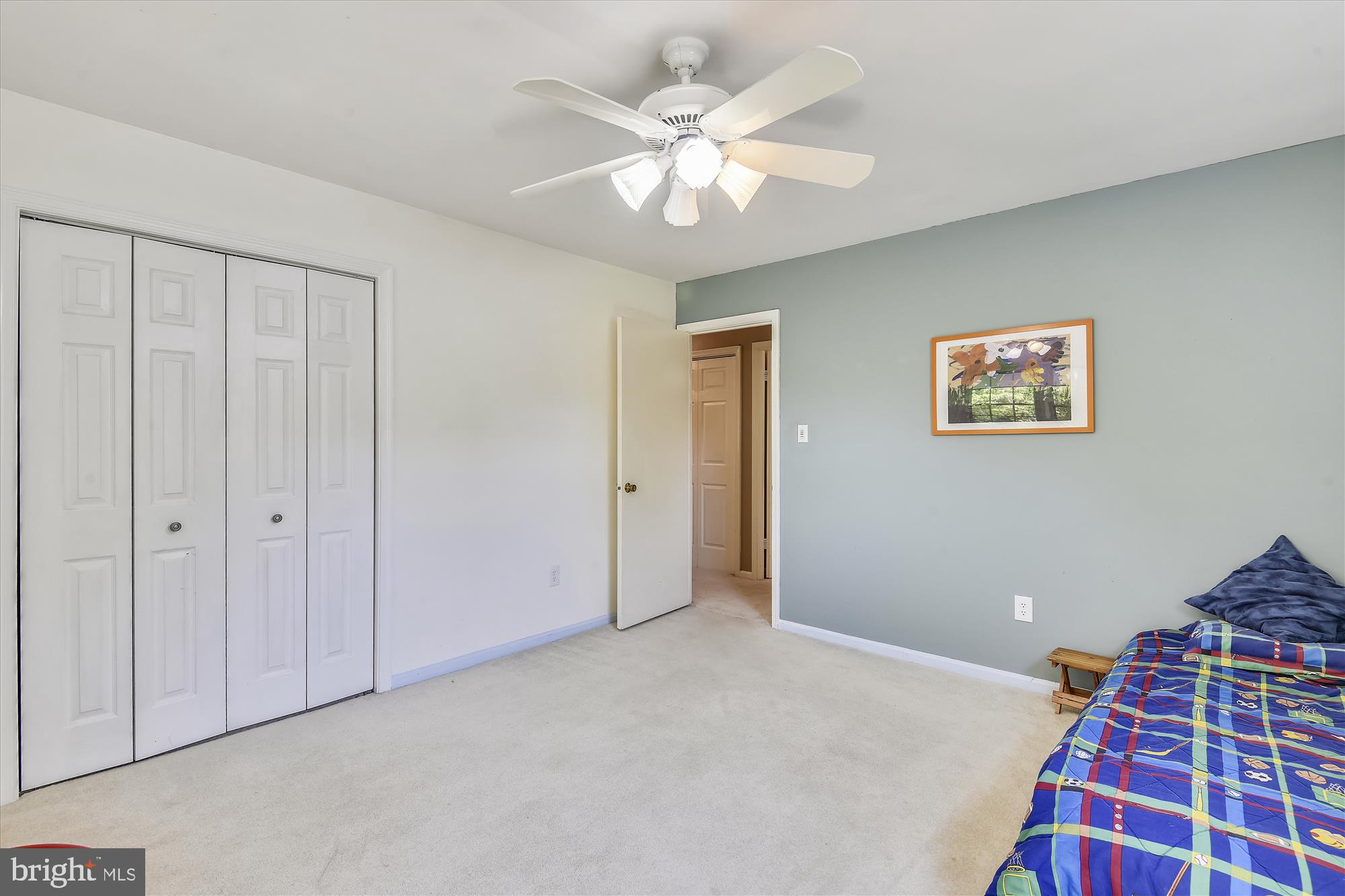 7403 Reservation Drive Springfield, VA 22153 - Photo 28 of 41 Bedroom #4 with new closet doors