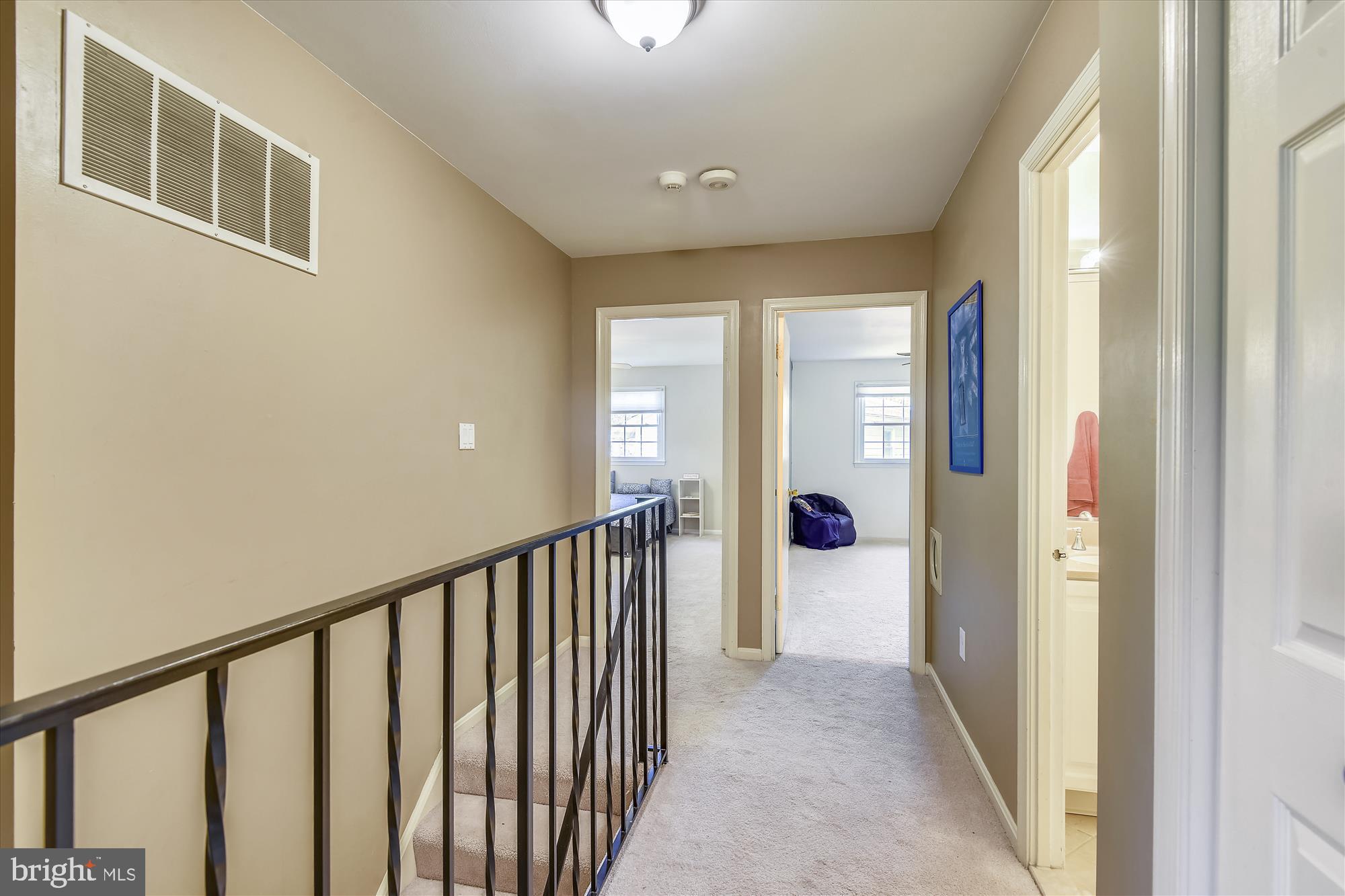 7403 Reservation Drive Springfield, VA 22153 - Photo 30 of 41 Hallway upper level