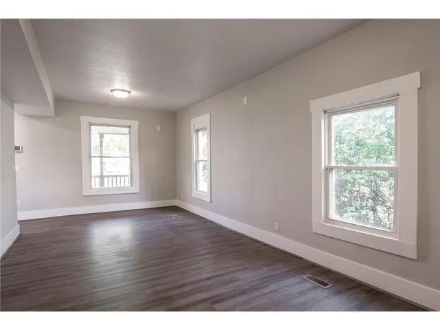 $2,900 | 1602 Johnson Street Northeast, Minneapolis, MN 55413