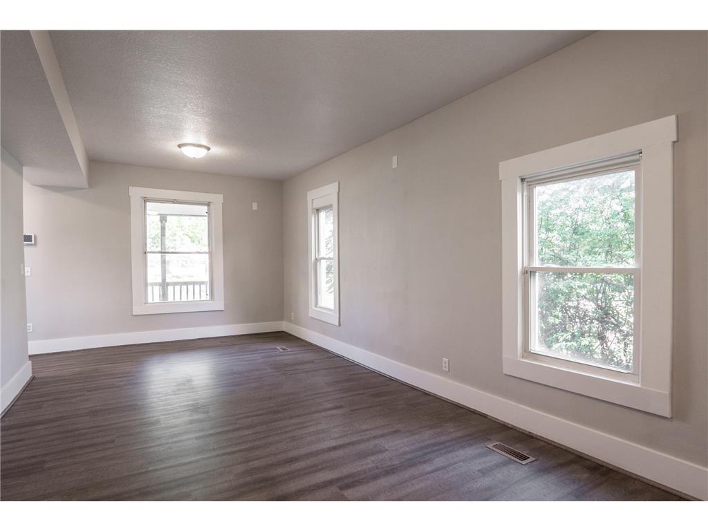 1602 Johnson Street Northeast Minneapolis, MN 55413 - Photo 6 of 21