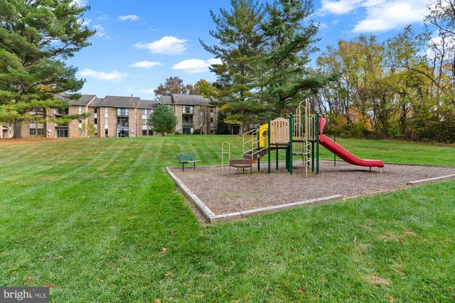 $1,600 | 5482 Cedar Lane, Unit A4, Columbia, MD 21044