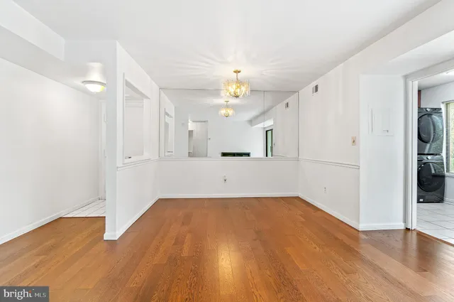 $1,600 | 5482 Cedar Lane, Unit A4, Columbia, MD 21044