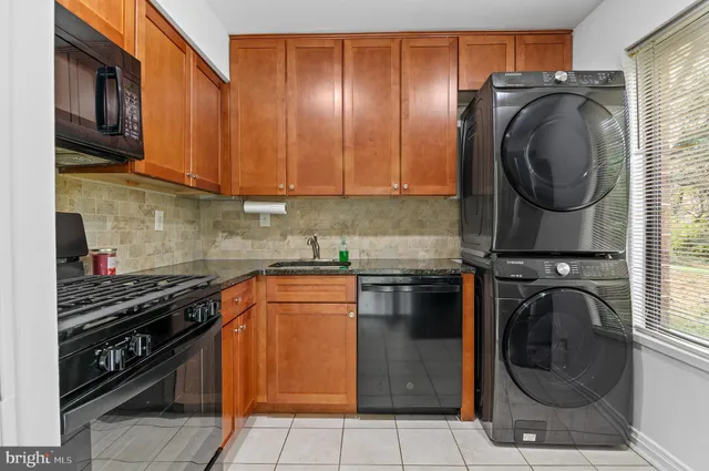 $1,600 | 5482 Cedar Lane, Unit A4, Columbia, MD 21044