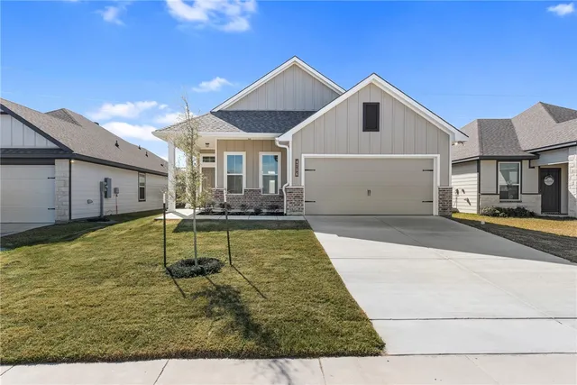 $305,300 | 4756 Holm Oak Road, Bryan, TX 77845