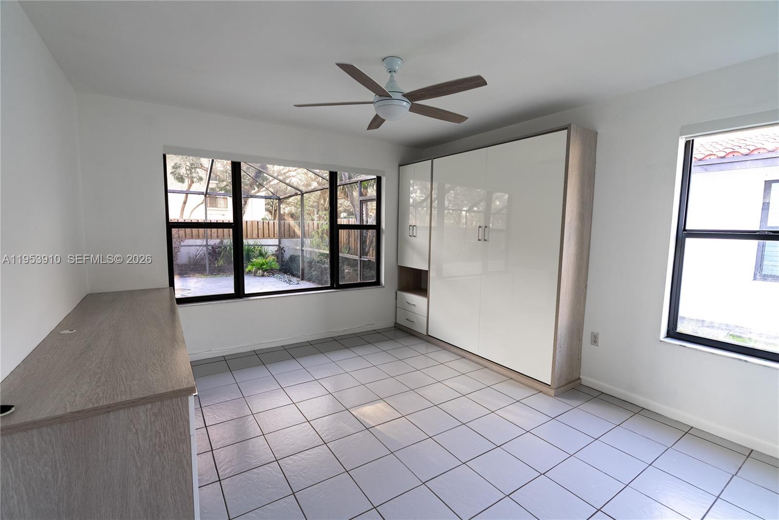 6371 Hutchinson Road Miami Lakes, FL 33014 - Photo 11 of 31