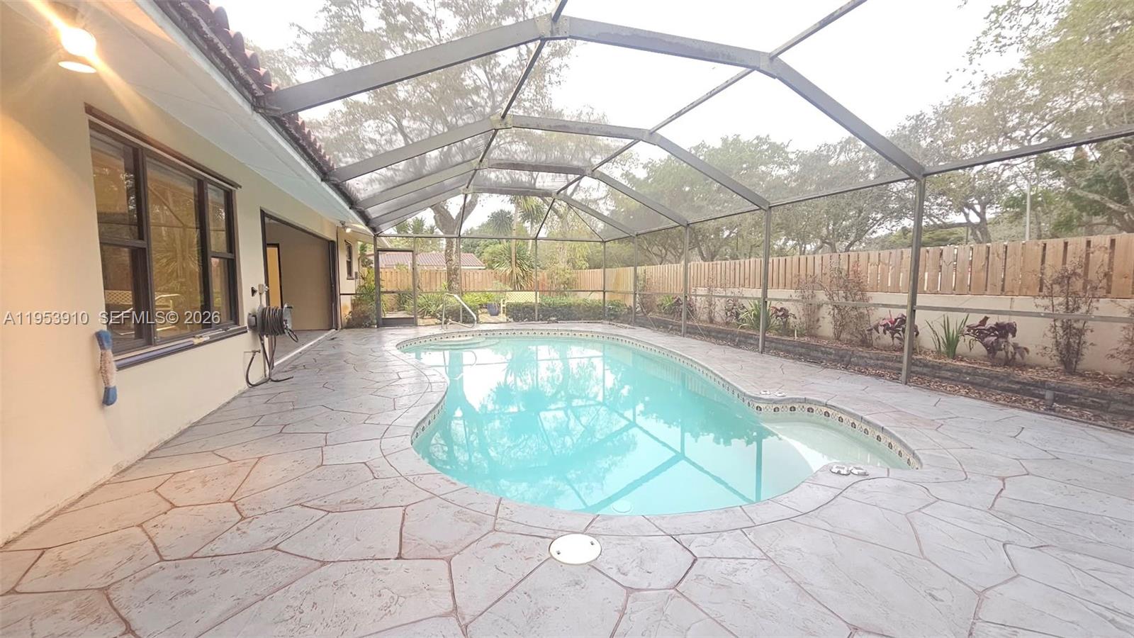 6371 Hutchinson Road Miami Lakes, FL 33014 - Photo 15 of 17