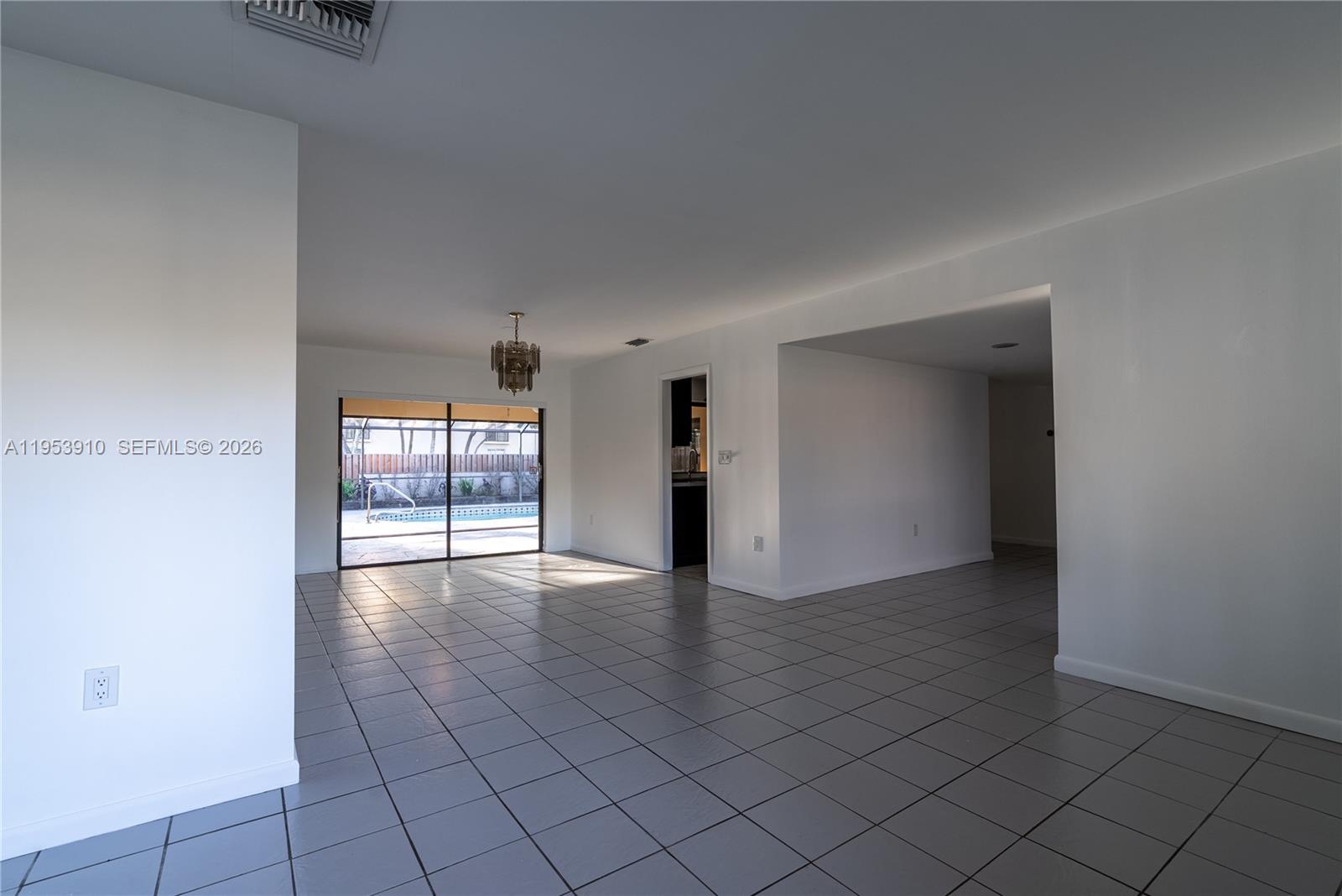 6371 Hutchinson Road Miami Lakes, FL 33014 - Photo 16 of 31