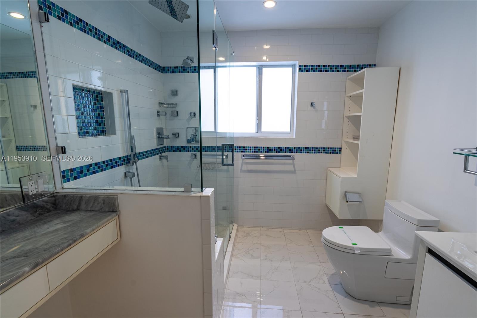 6371 Hutchinson Road Miami Lakes, FL 33014 - Photo 8 of 31