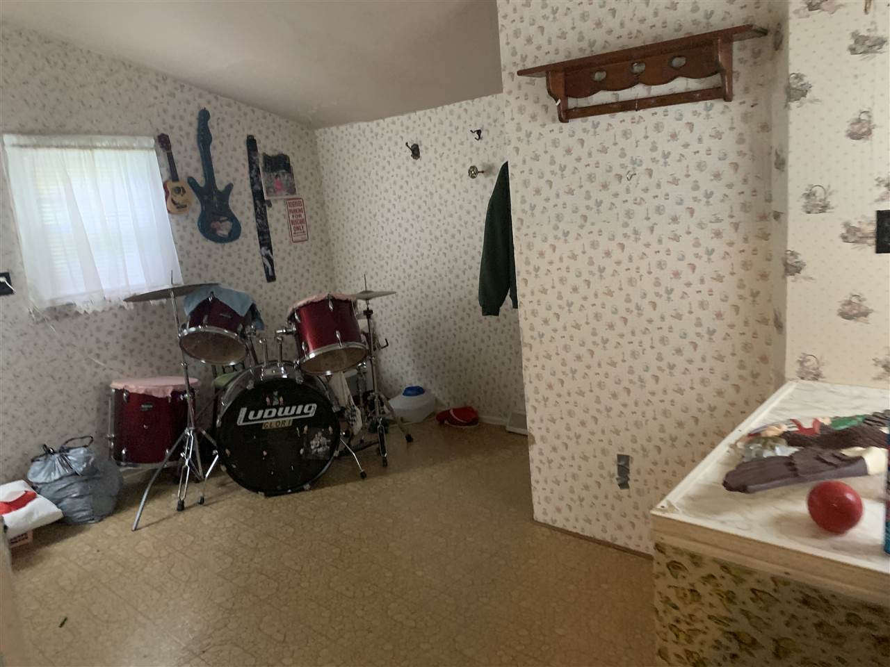 1206 Marsac Street Bay City, MI 48708 - Photo 17 of 22 Gallery Image 17