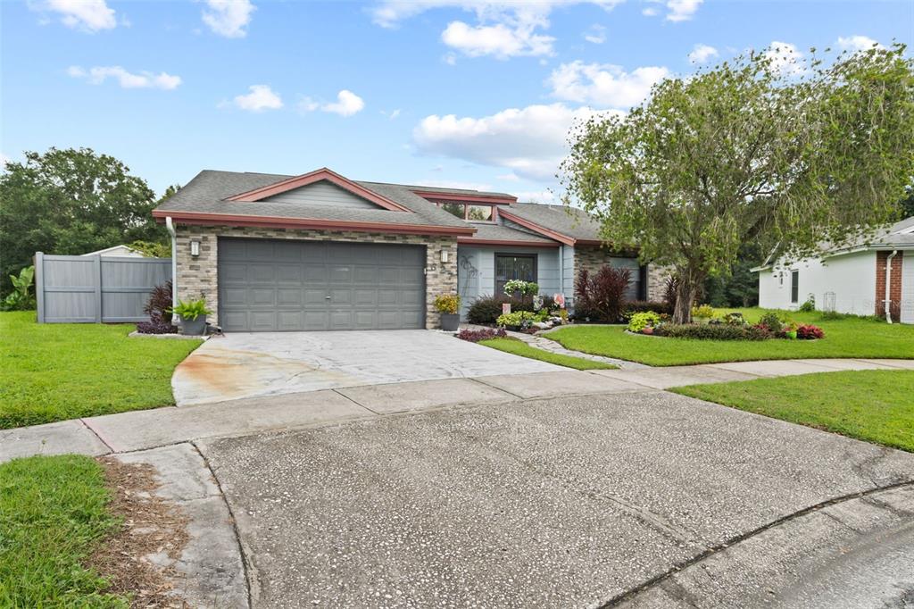627 Stillview Circle Brandon, FL 33510 - Photo 1 of 1 Gallery Image 1