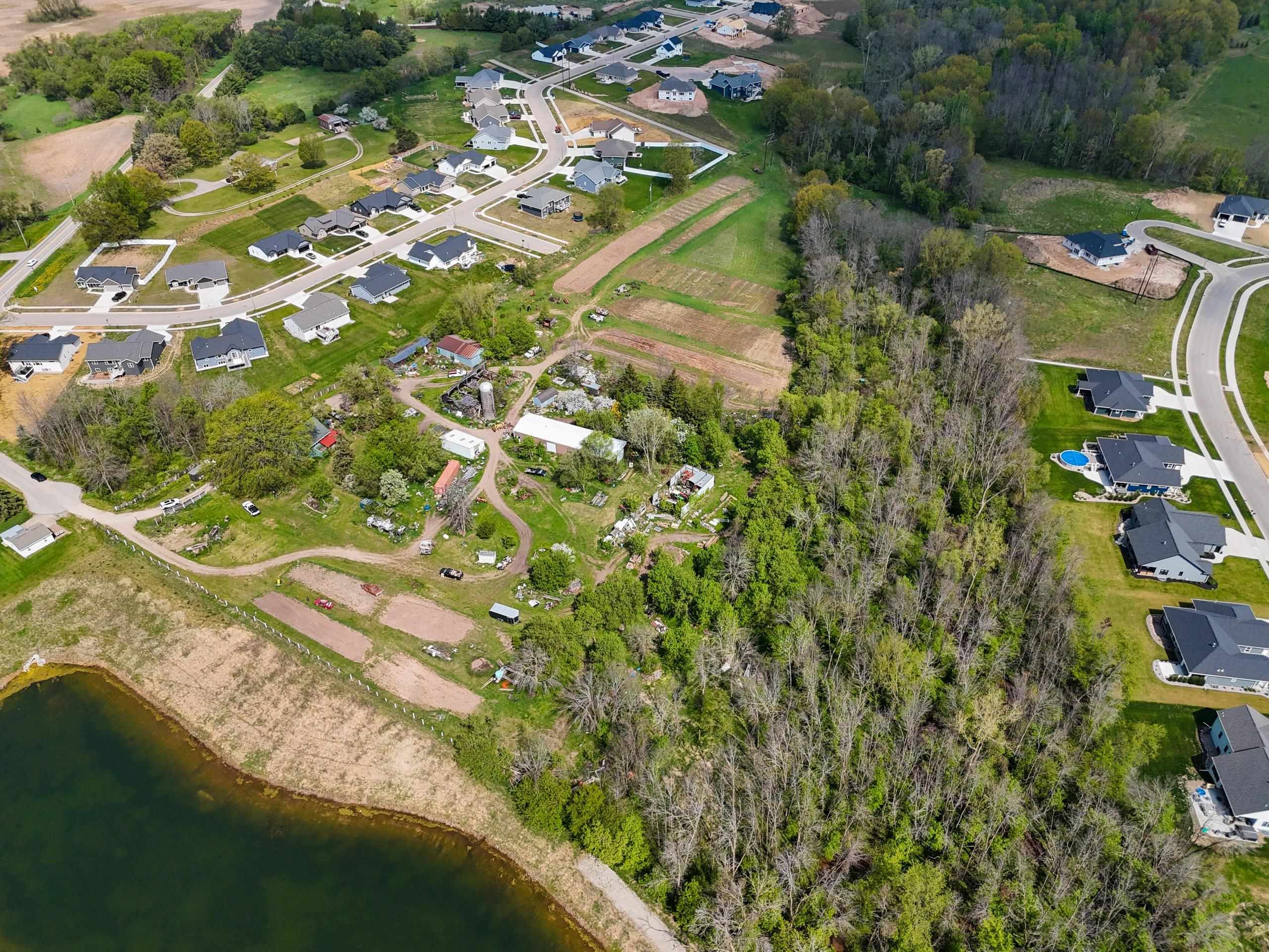 3800 Troy Street Green Bay, WI 54313 - Photo 6 of 9