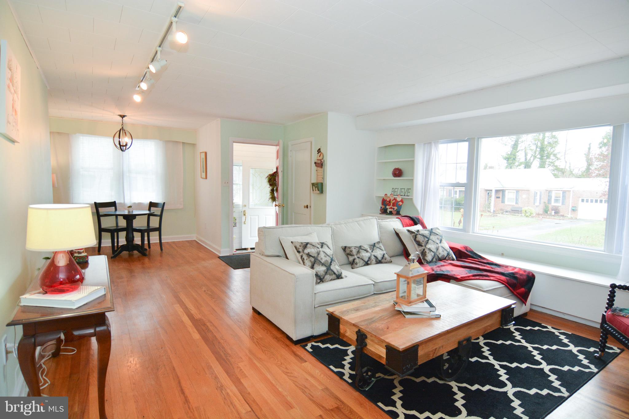 Living/Dining Room