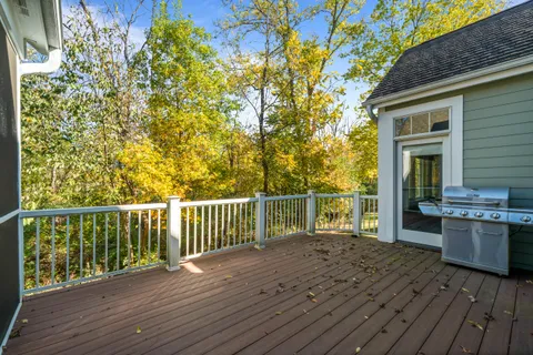 $750,000 | 1945 Badger Hollow, Unit 3428, Geneva, WI 53147