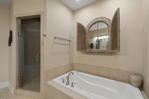 $750,000 | 1945 Badger Hollow, Unit 3428, Geneva, WI 53147