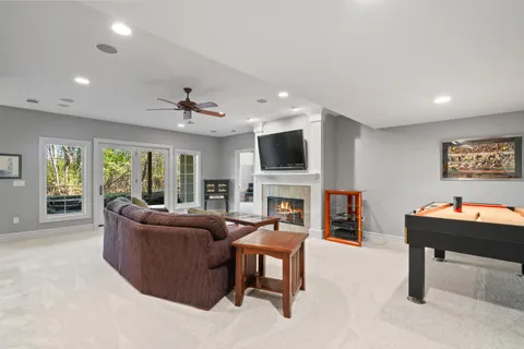 $750,000 | 1945 Badger Hollow, Unit 3428, Geneva, WI 53147