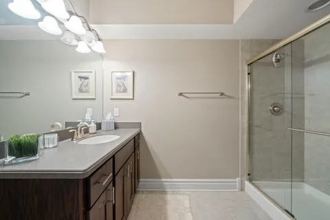 $750,000 | 1945 Badger Hollow, Unit 3428, Geneva, WI 53147