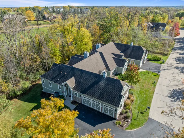 $750,000 | 1945 Badger Hollow, Unit 3428, Geneva, WI 53147