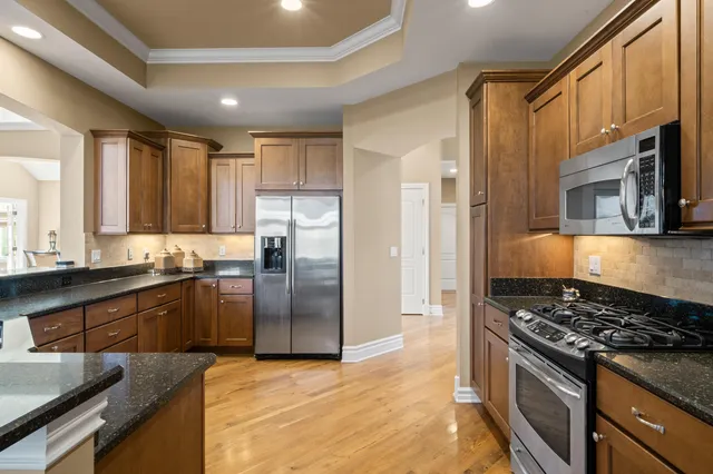 $750,000 | 1945 Badger Hollow, Unit 3428, Geneva, WI 53147