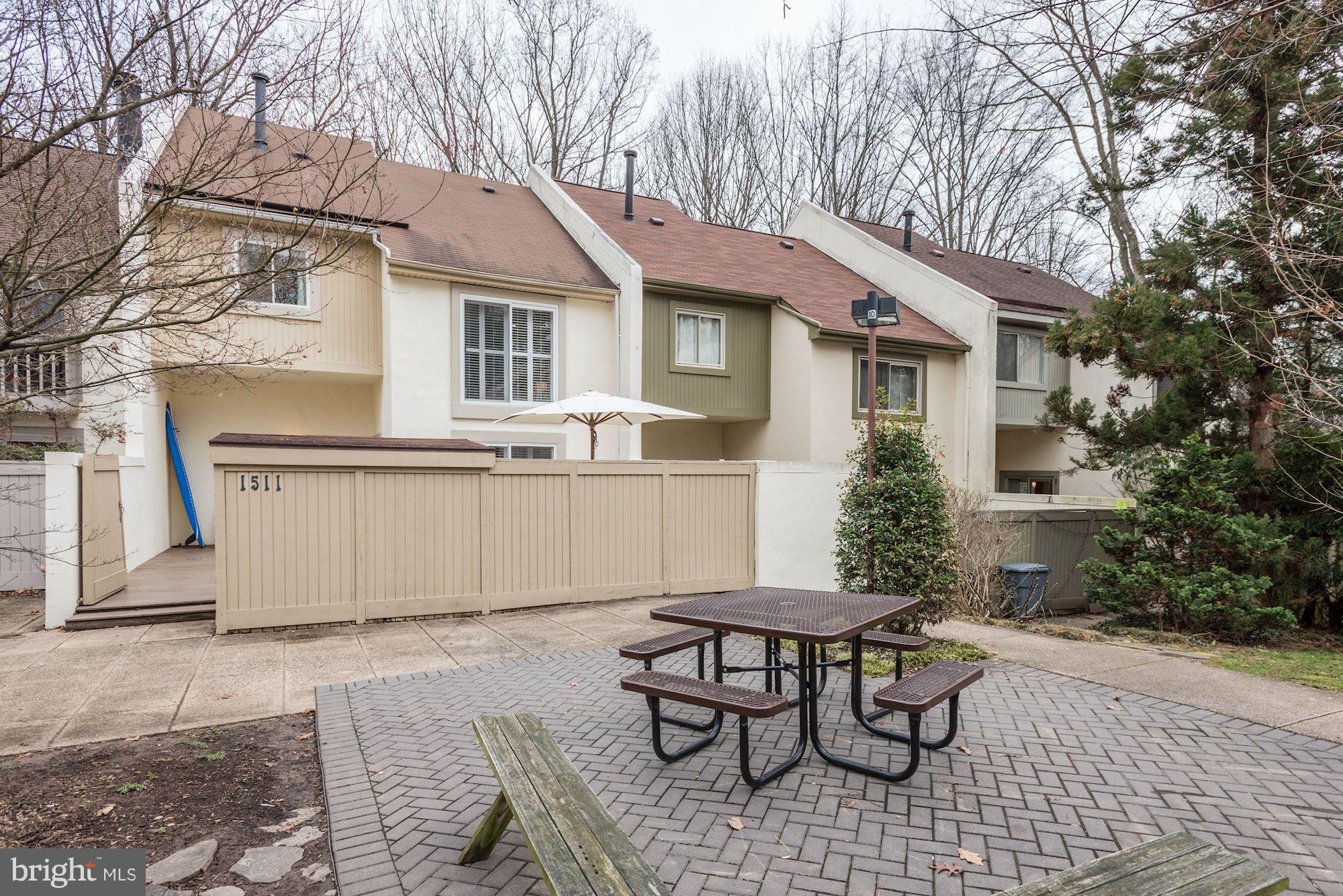 1511 Inlet Court Reston, VA 20190 - Photo 2 of 30 Exterior (Front) -Enjoy the outdoors!
