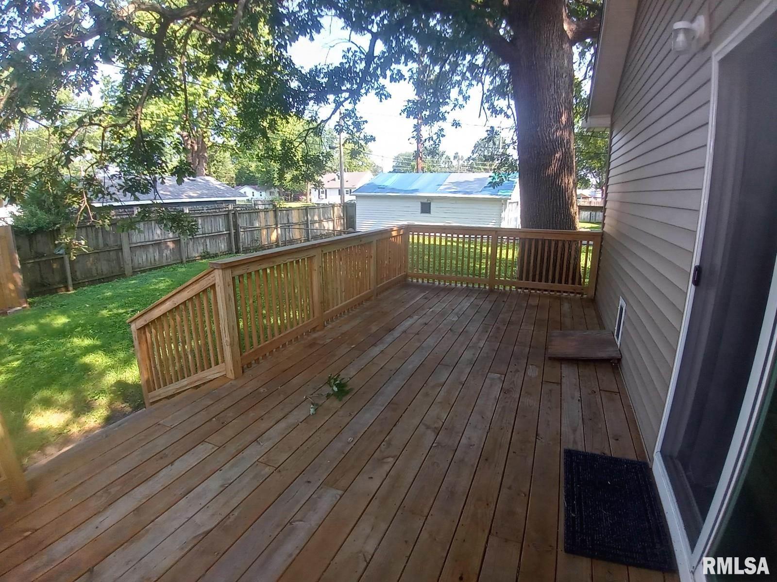 1129 North Daniel Springfield, IL 62702 - Photo 2 of 37