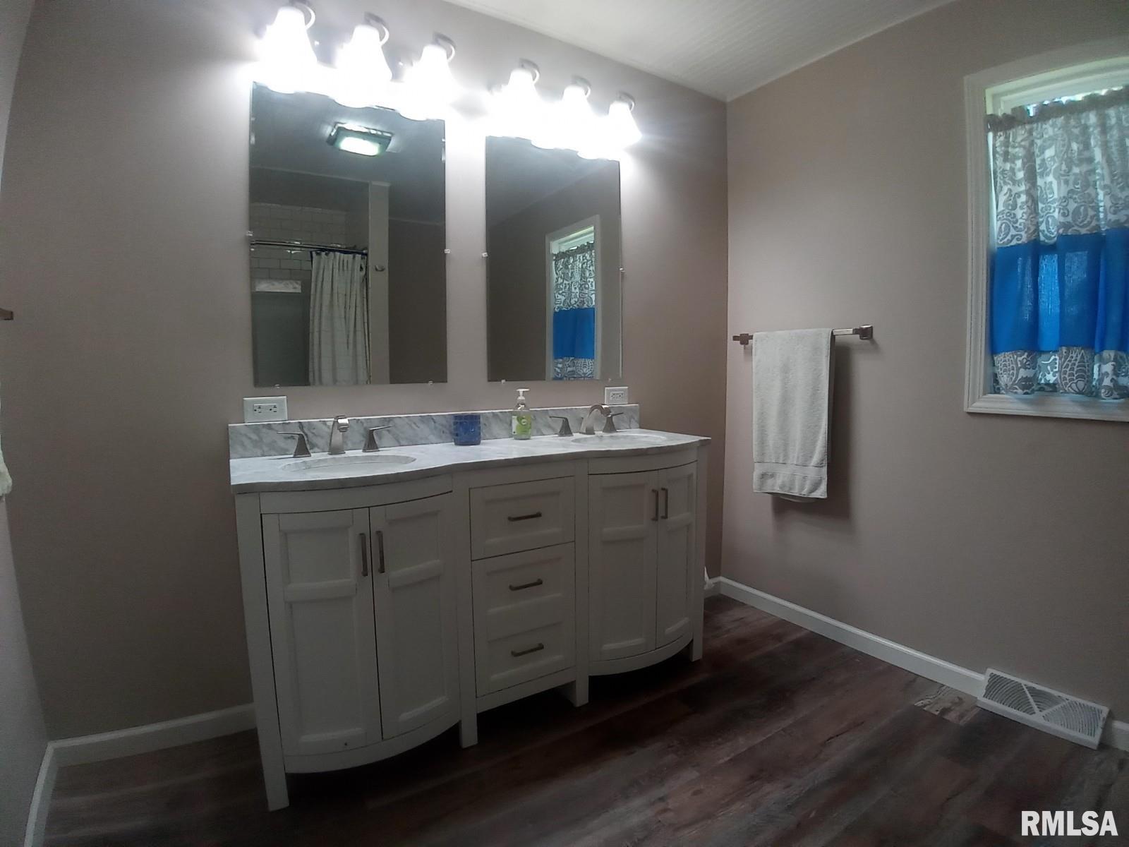 1129 North Daniel Springfield, IL 62702 - Photo 29 of 37