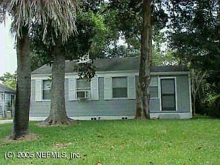 front view of house with a yard