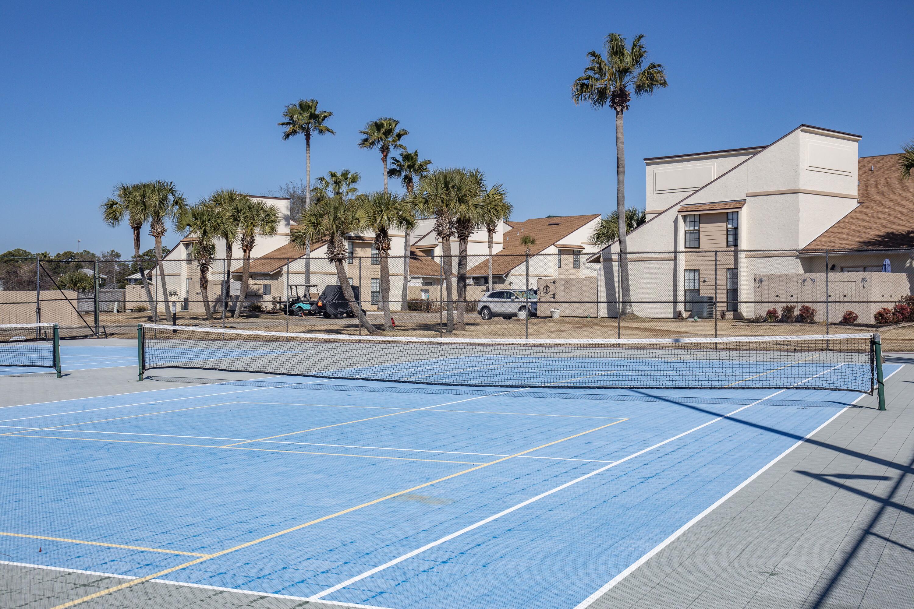 17462 Front Beach Road, Unit 38B Panama City Beach, FL 32413 - Photo 32 of 39 a view of a basketball court