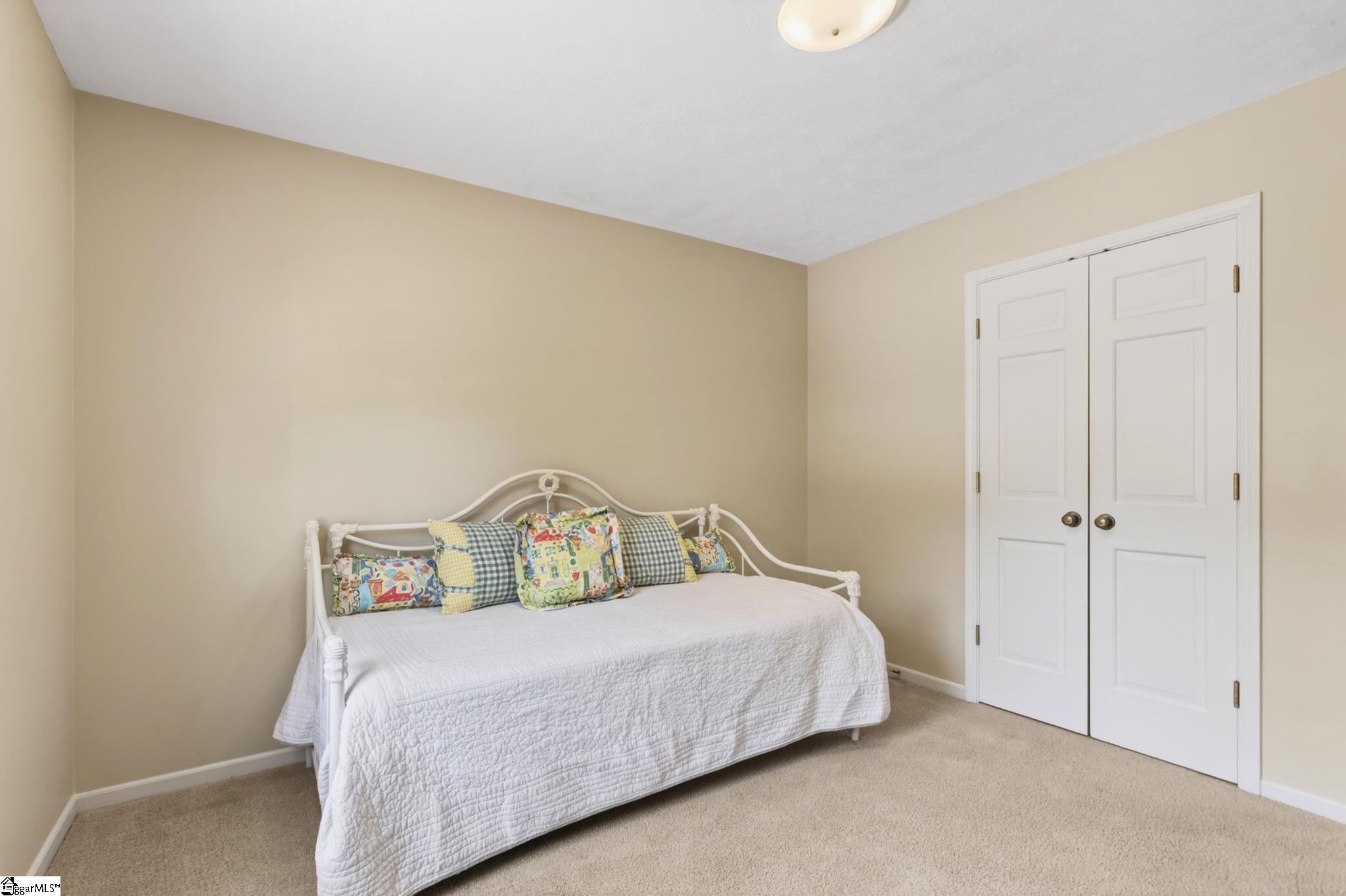 6 Royal Oak Court Greenville, SC 29607 - Photo 18 of 50