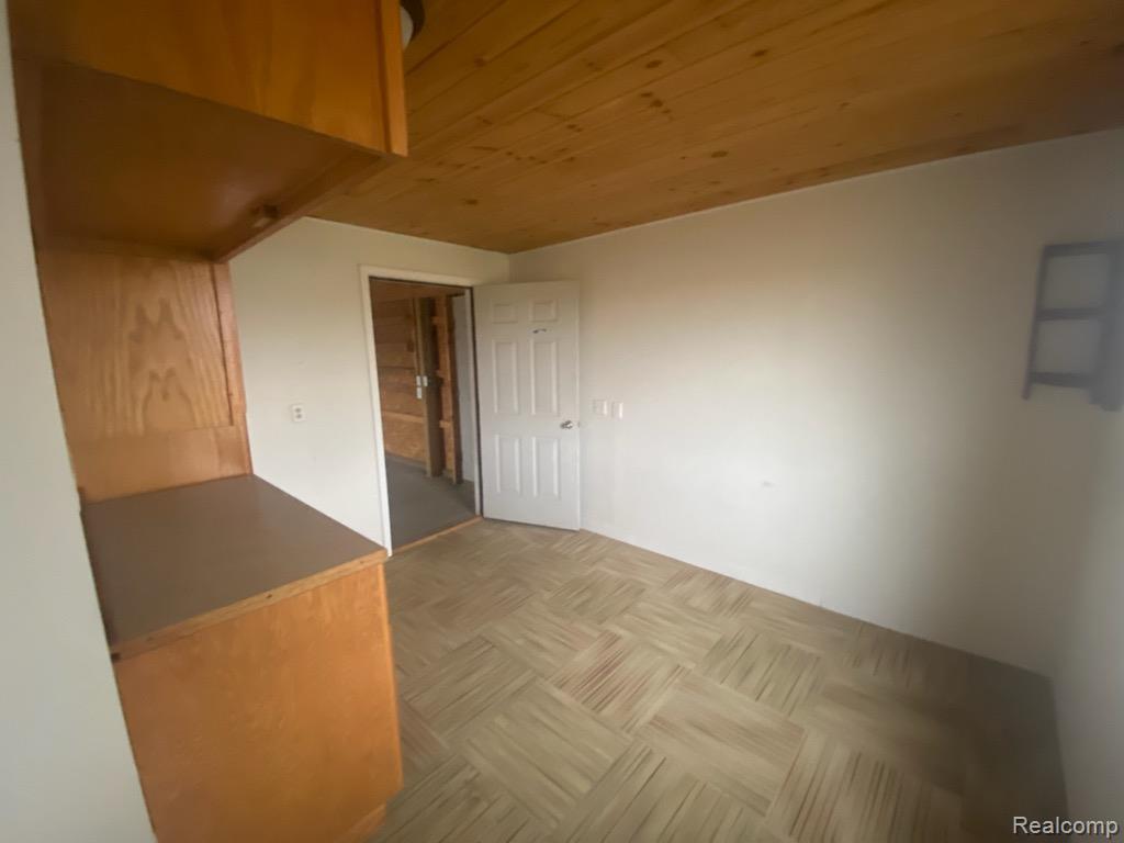 5271 Isles Road Brown City, MI 48416 - Photo 23 of 32
