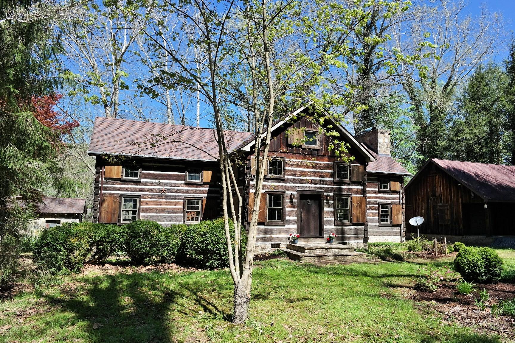 247 Coffman Hill Road Ronceverte, WV 24970 - Photo 1 of 51 Gallery Image 1
