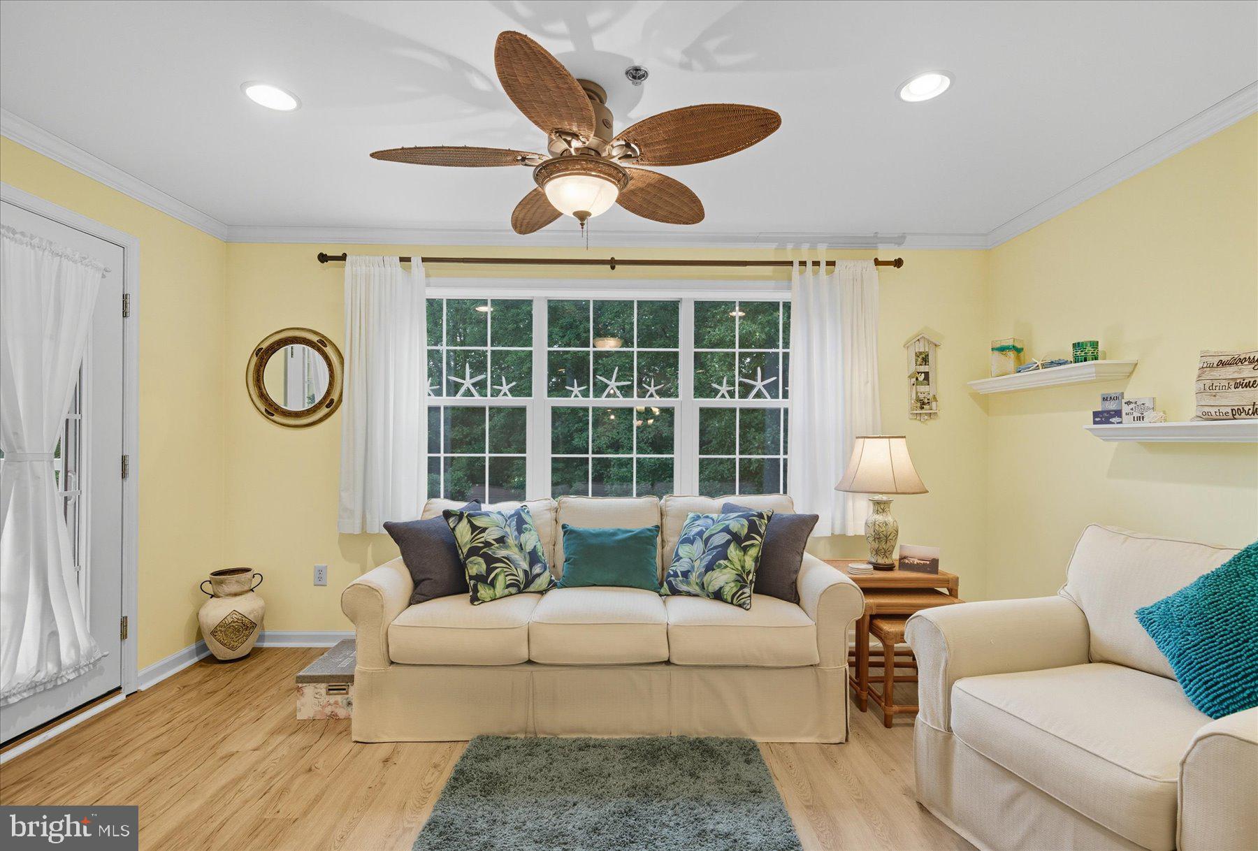 30413 Cedar Neck Road, Unit 206 Ocean View, DE 19970 - Photo 23 of 65 Sunroom