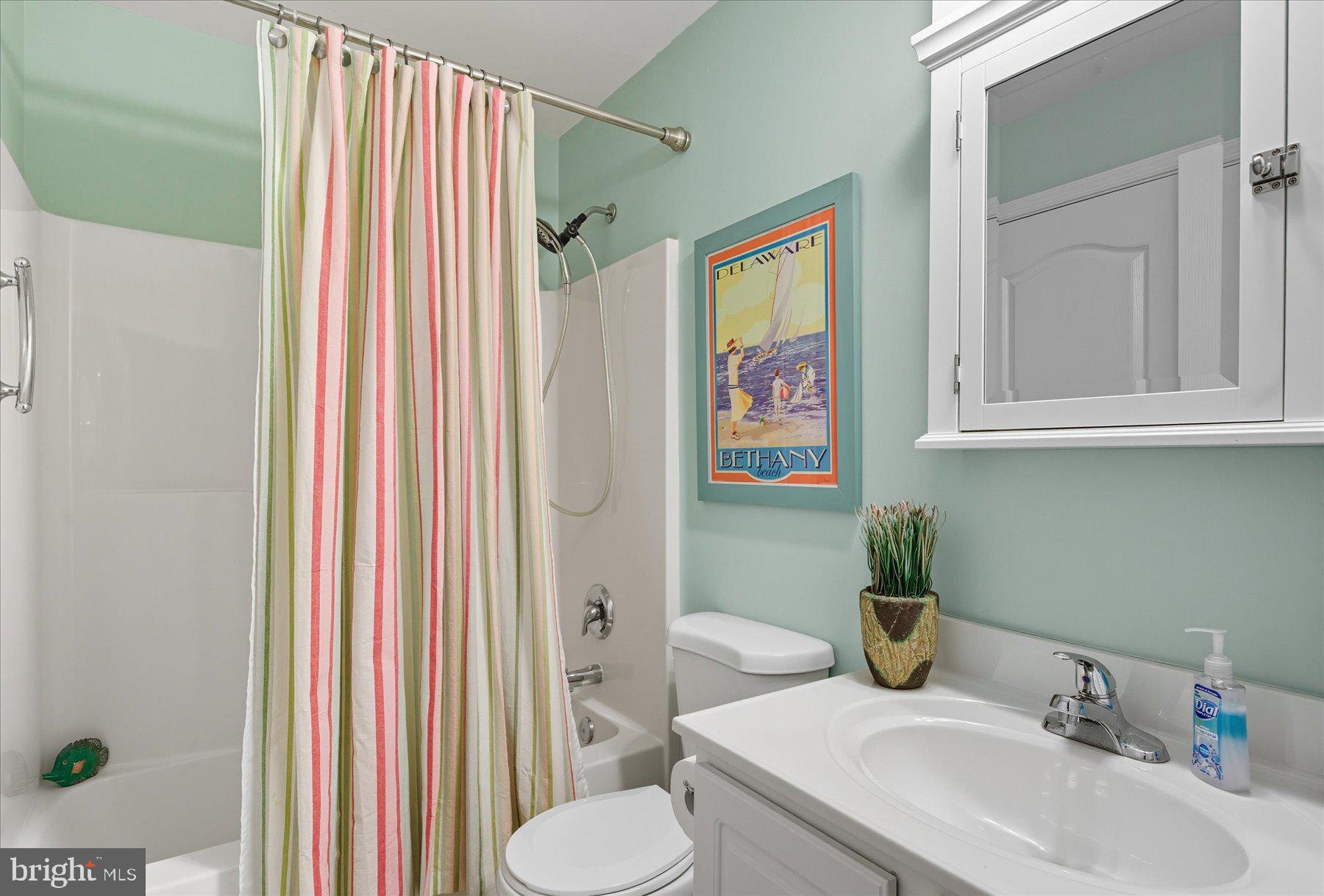 30413 Cedar Neck Road, Unit 206 Ocean View, DE 19970 - Photo 44 of 65 2nd Full Bath