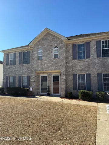 $1,600 | 1508 Pine Brook Court, Unit B, Greenville, NC 27858