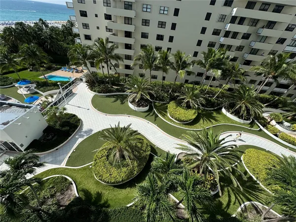 $2,800 | 100 Lincoln Road, Unit 836, Miami Beach, FL 33139