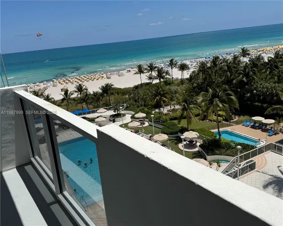 $2,800 | 100 Lincoln Road, Unit 836, Miami Beach, FL 33139