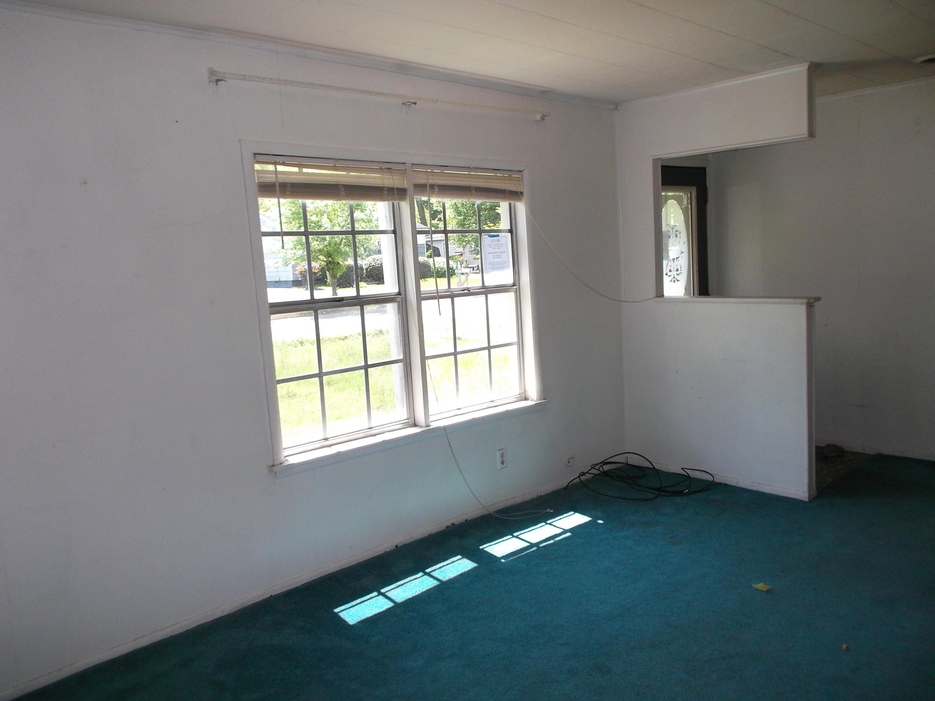 4319 Greenbriar Road Chattanooga, TN 37412 - Photo 4 of 8 DSCF0221
