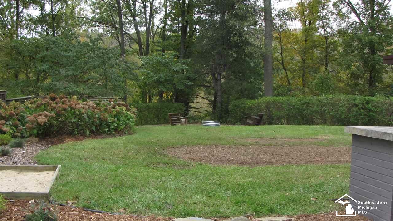 3991 West Sterns Road Lambertville, MI 48144 - Photo 14 of 46 Gallery Image 14