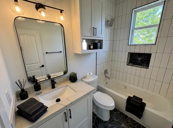 $3,750 | 505 East 40th Street, Houston, TX 77022